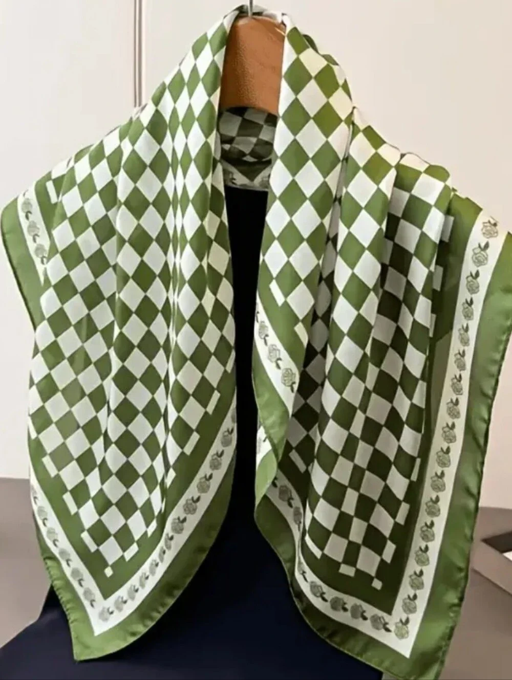 Silk-feel Green & White Check Neck Scarf - Women's Accessory